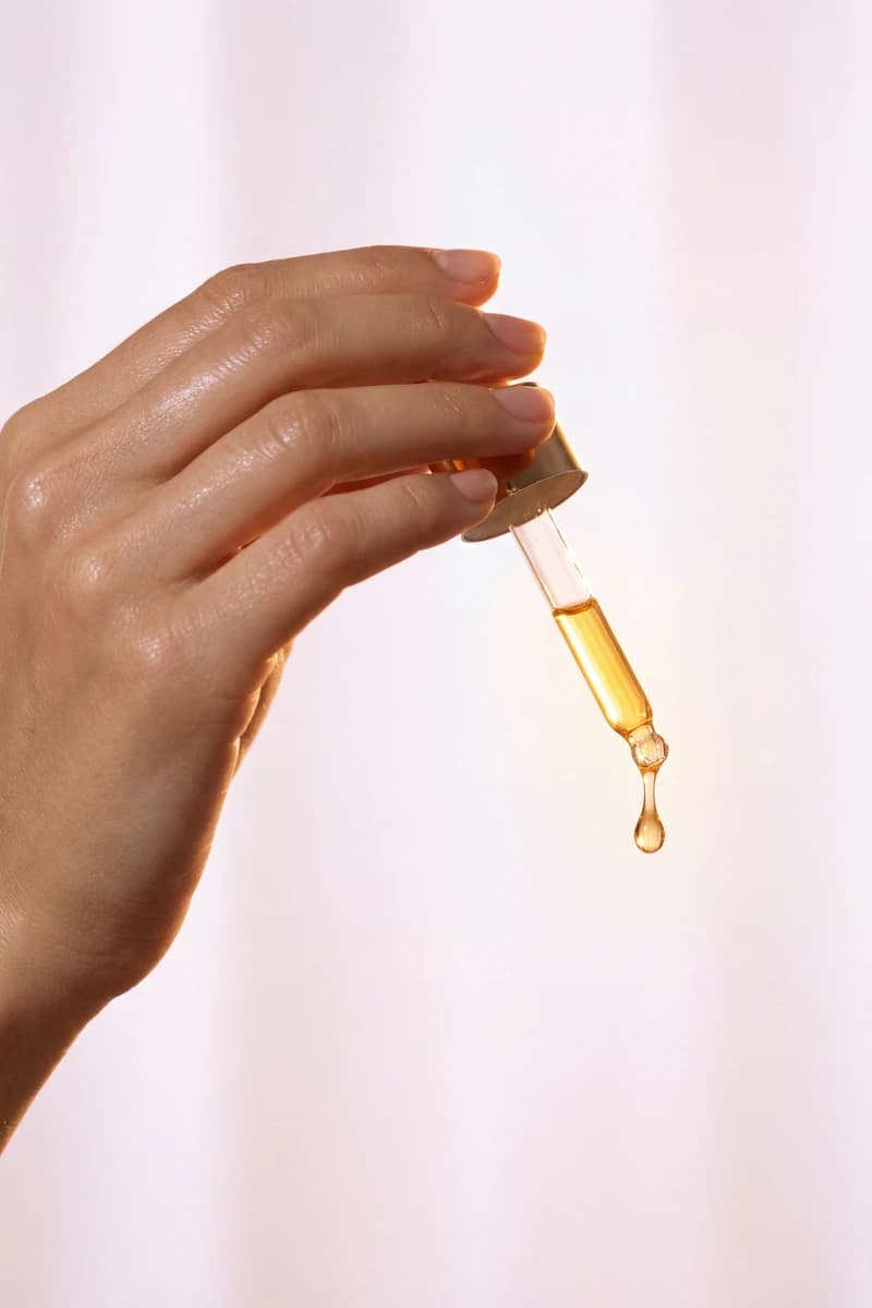 Campagne cosmétique — visuel 1